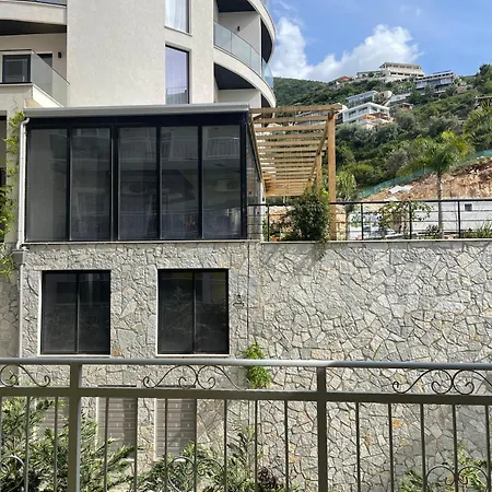 Apartment Near Marina Bay Vlorë